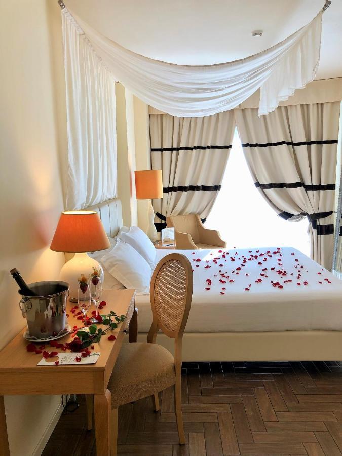 Erbavoglio Hotel Rimini Esterno foto