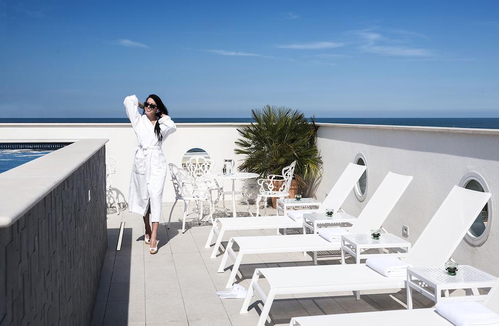 Erbavoglio Hotel Rimini Esterno foto