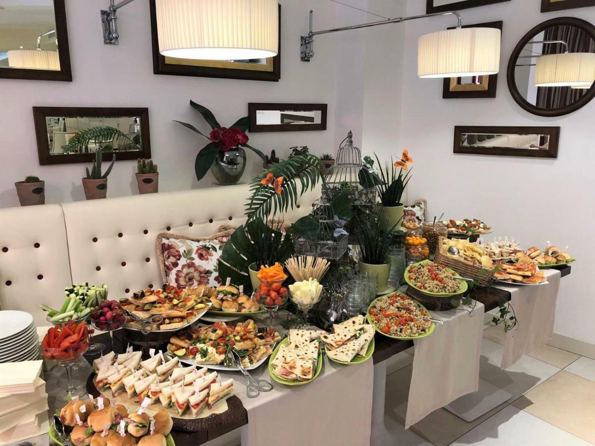 Erbavoglio Hotel Rimini Esterno foto